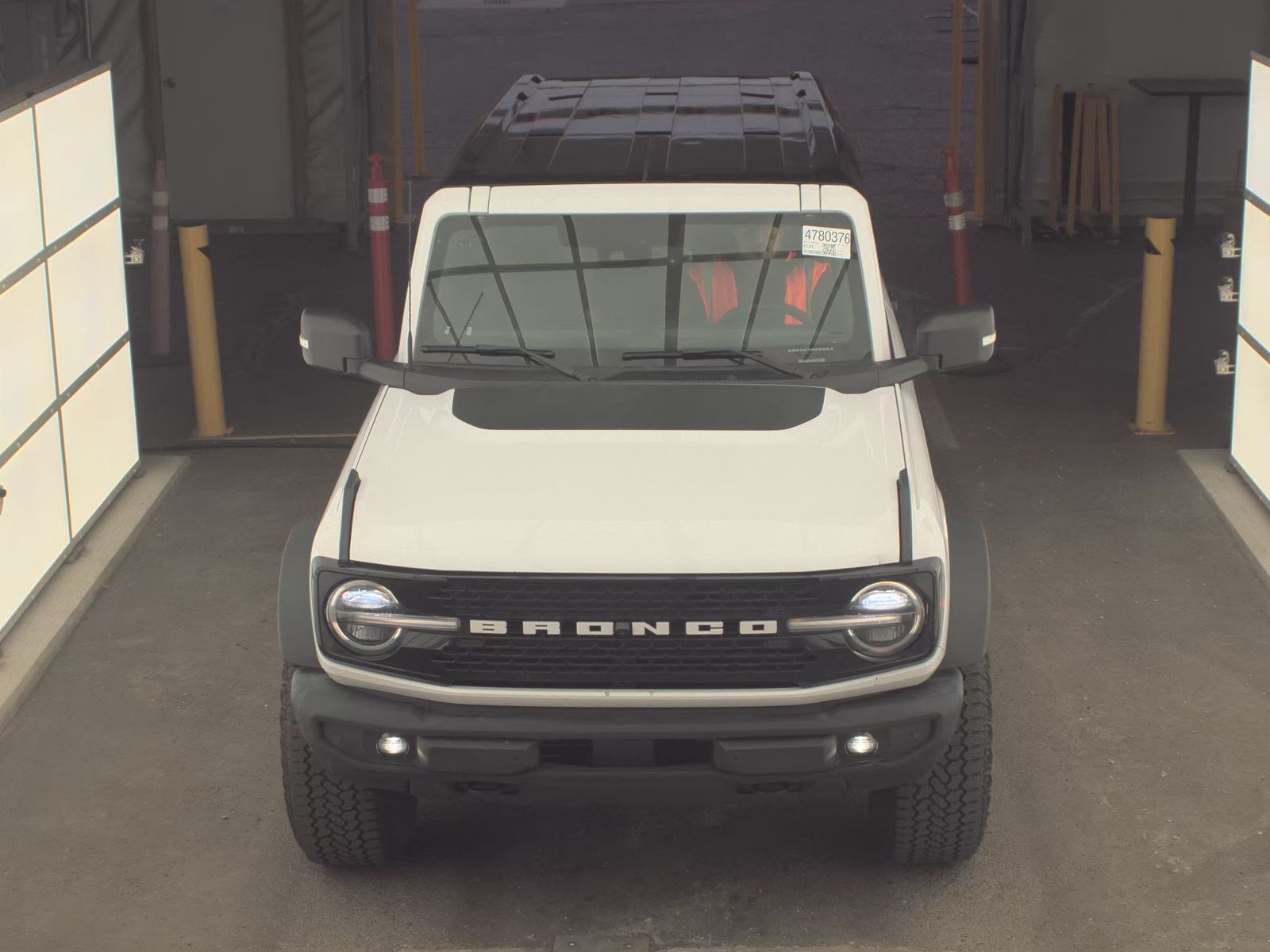 FORD BRONCO - 3