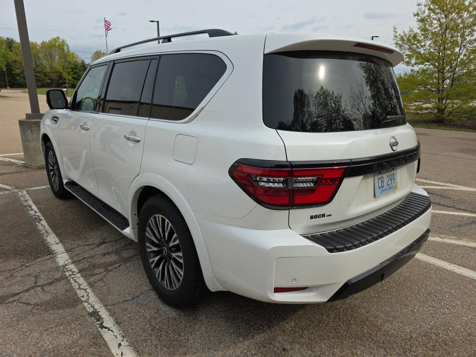 NISSAN ARMADA - 8