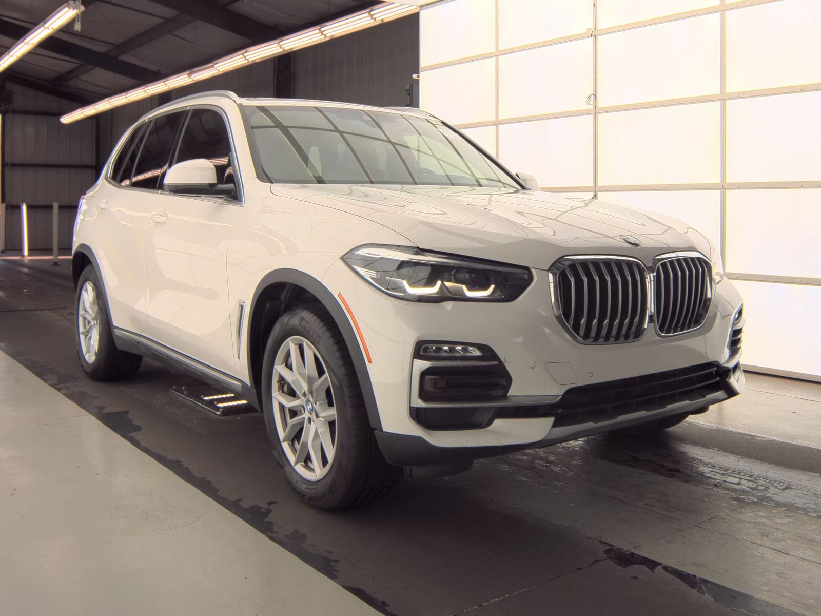 2021 BMW X5 sDrive40i RWD