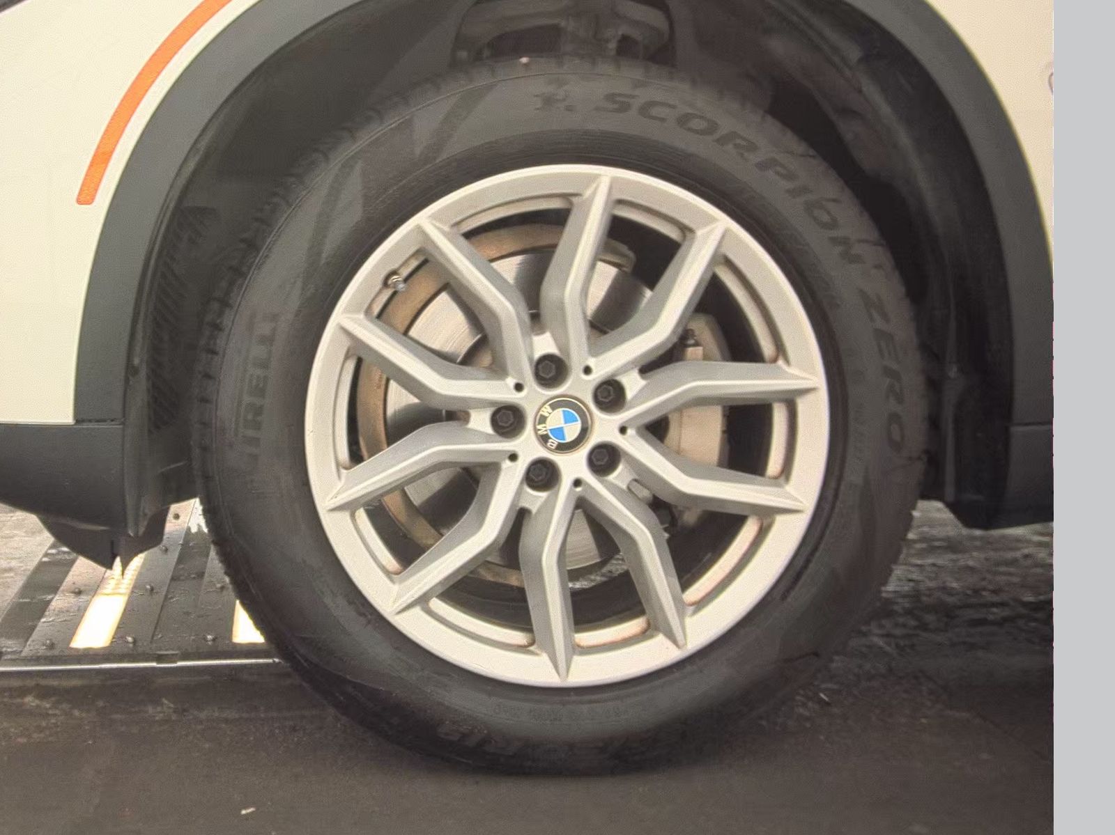 2021 BMW X5 sDrive40i RWD