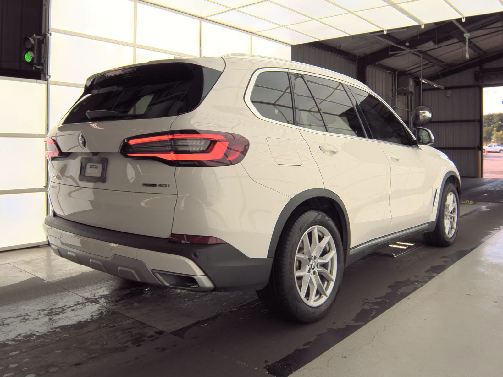2021 BMW X5 sDrive40i RWD
