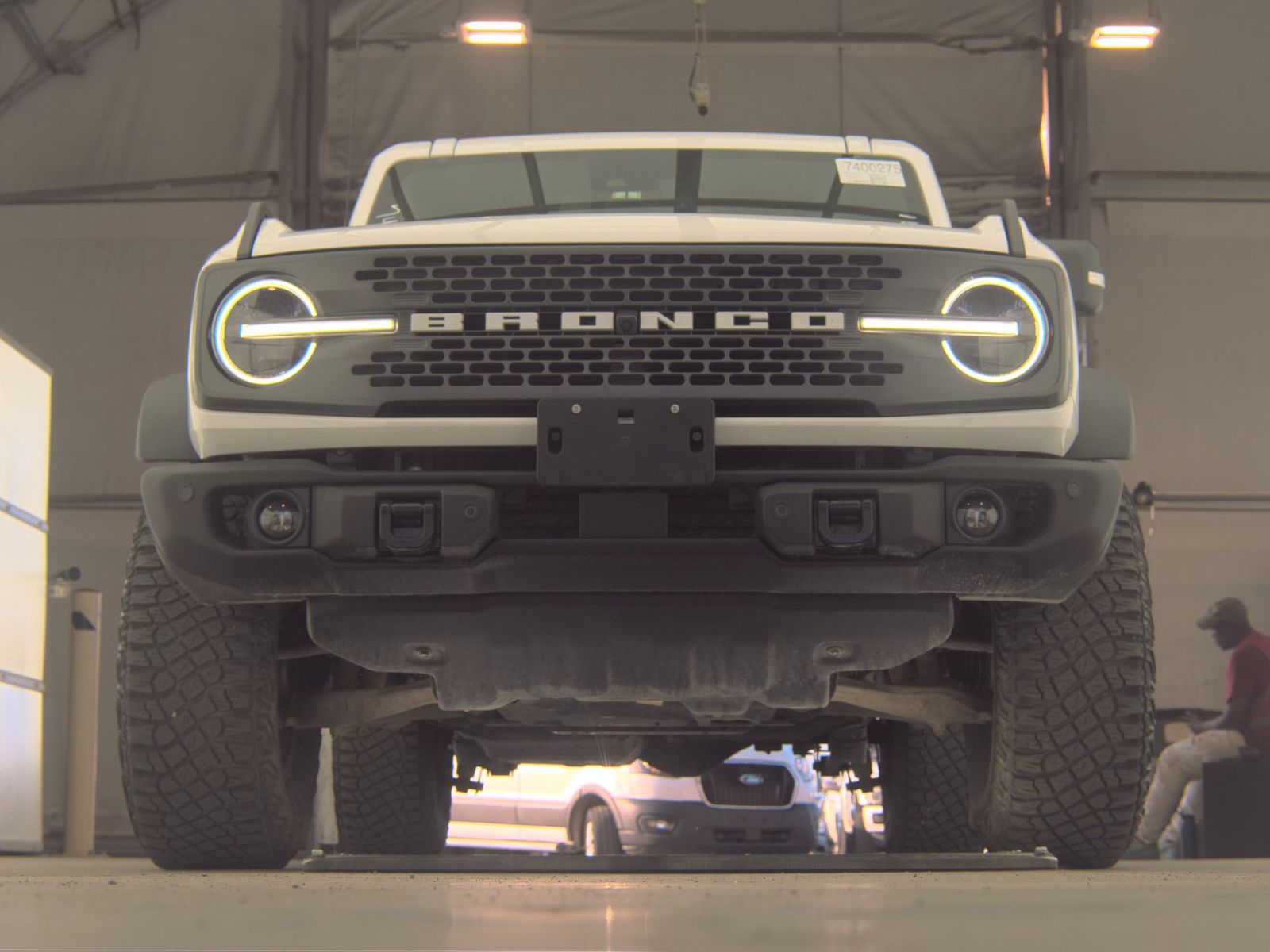 FORD BRONCO - 4
