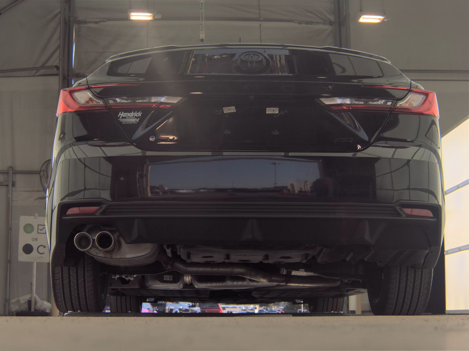 TOYOTA CAMRY - 8