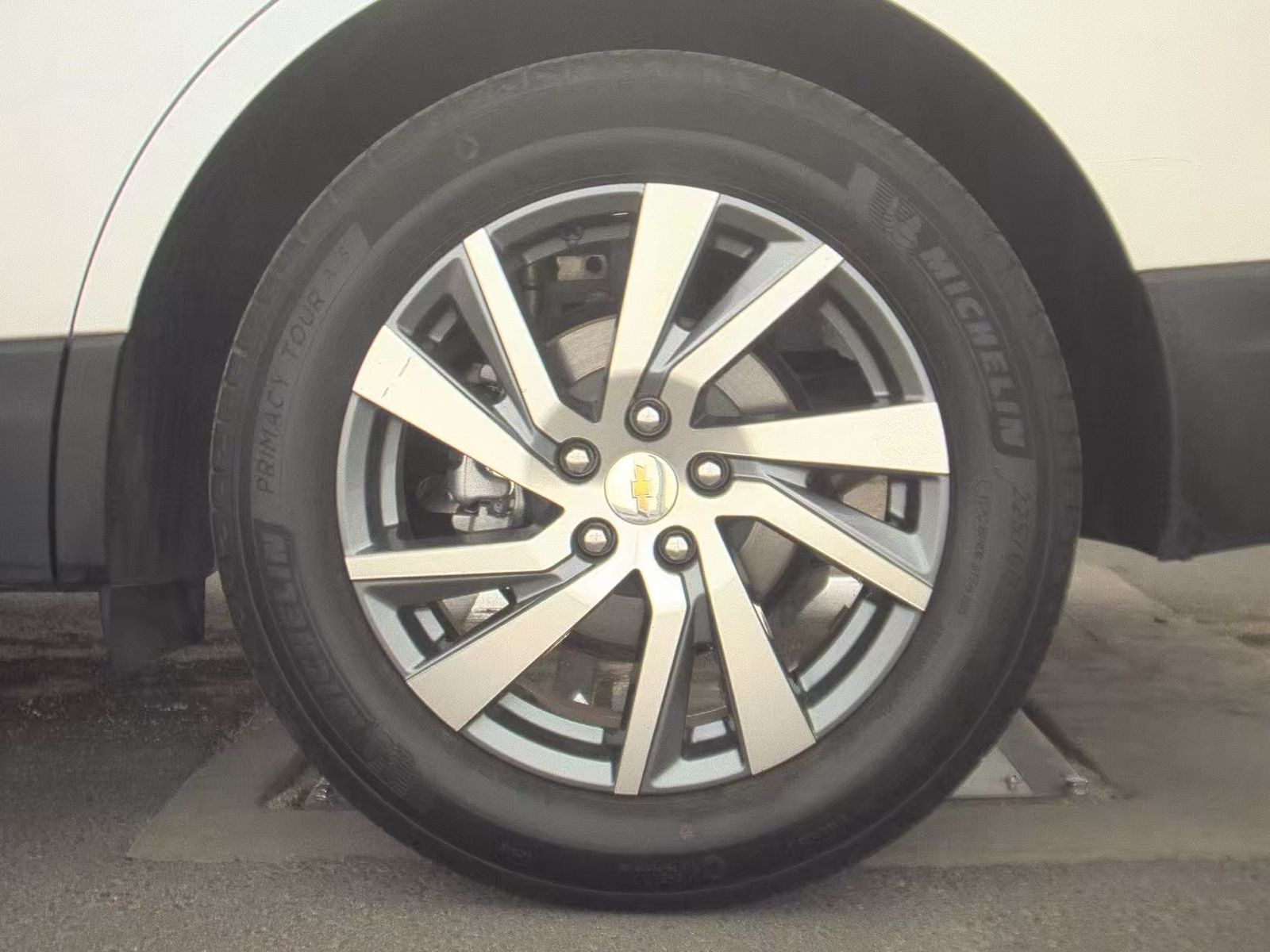 2023 Chevrolet Equinox Premier AWD