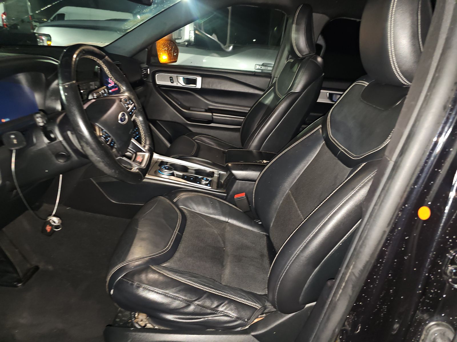FORD EXPLORER - 8