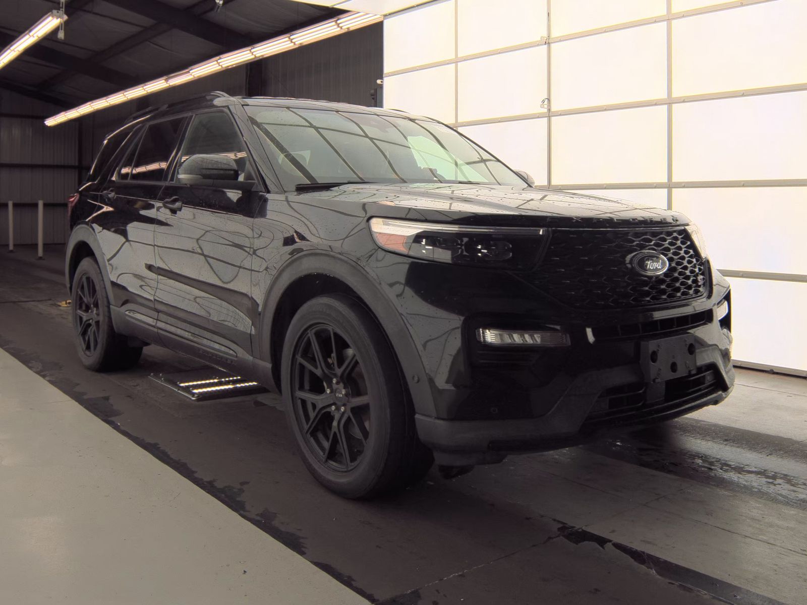 FORD EXPLORER - 4