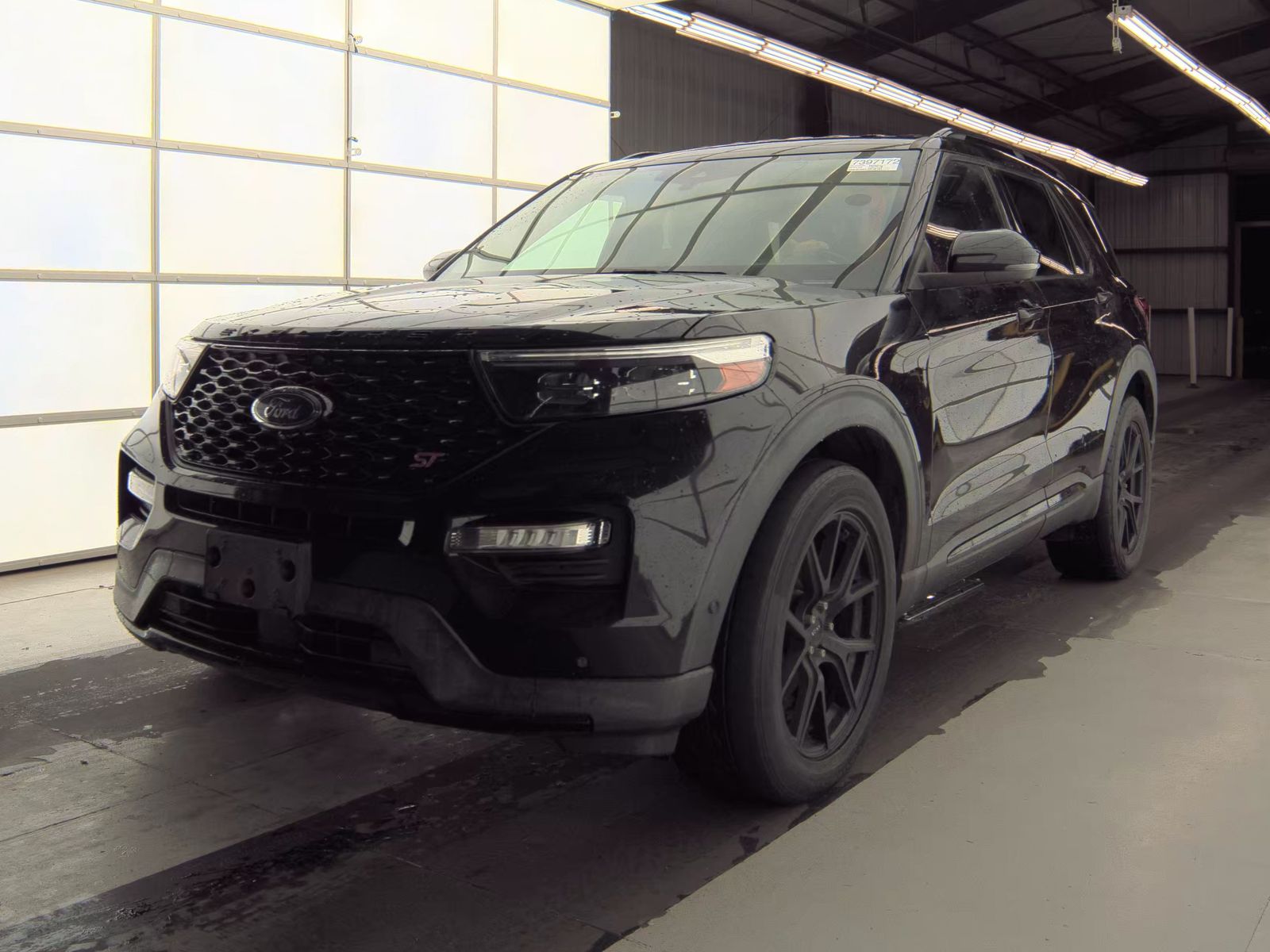 FORD EXPLORER - 1