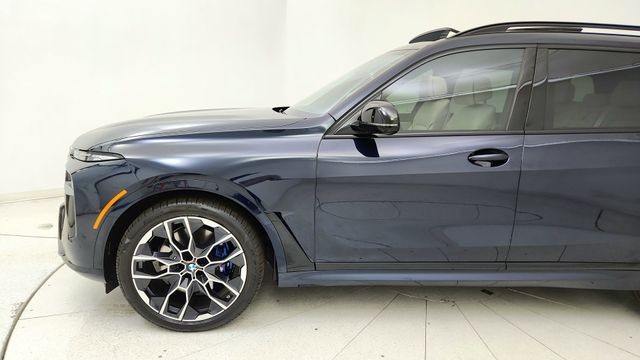2026 BMW X7 M60i AWD