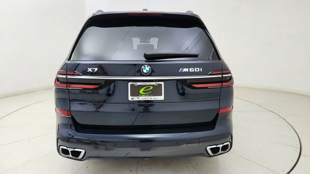 2026 BMW X7 M60i AWD
