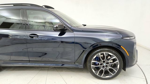 2026 BMW X7 M60i AWD