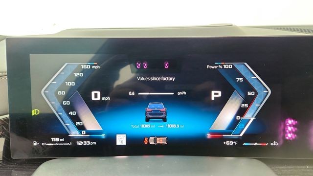 2026 BMW X7 M60i AWD