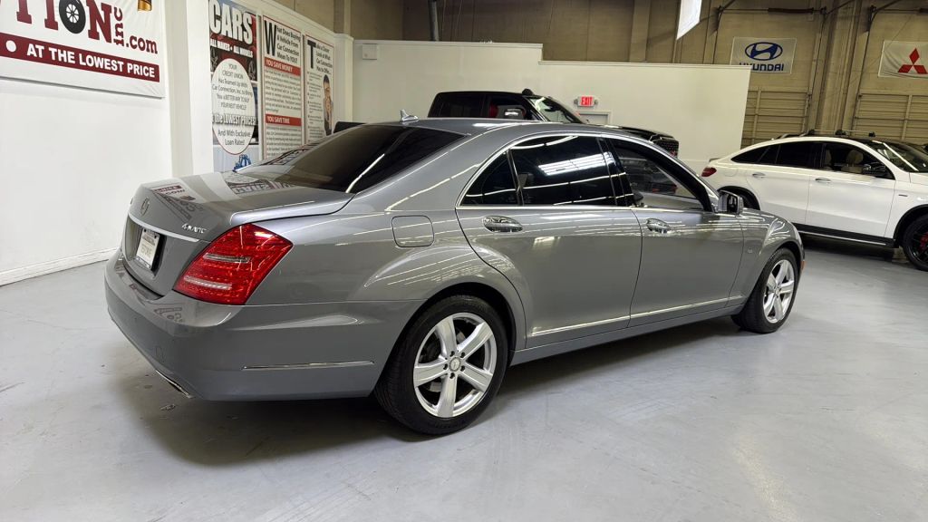 MERCEDES-BENZ S-CLASS - 9