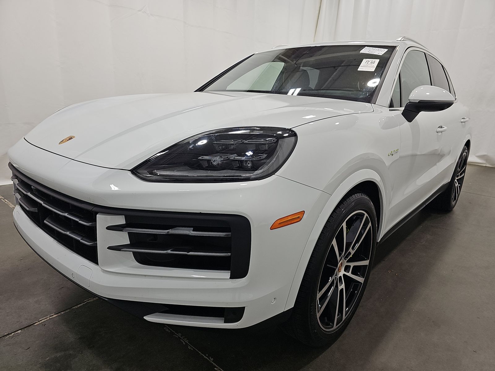 PORSCHE CAYENNE - 1