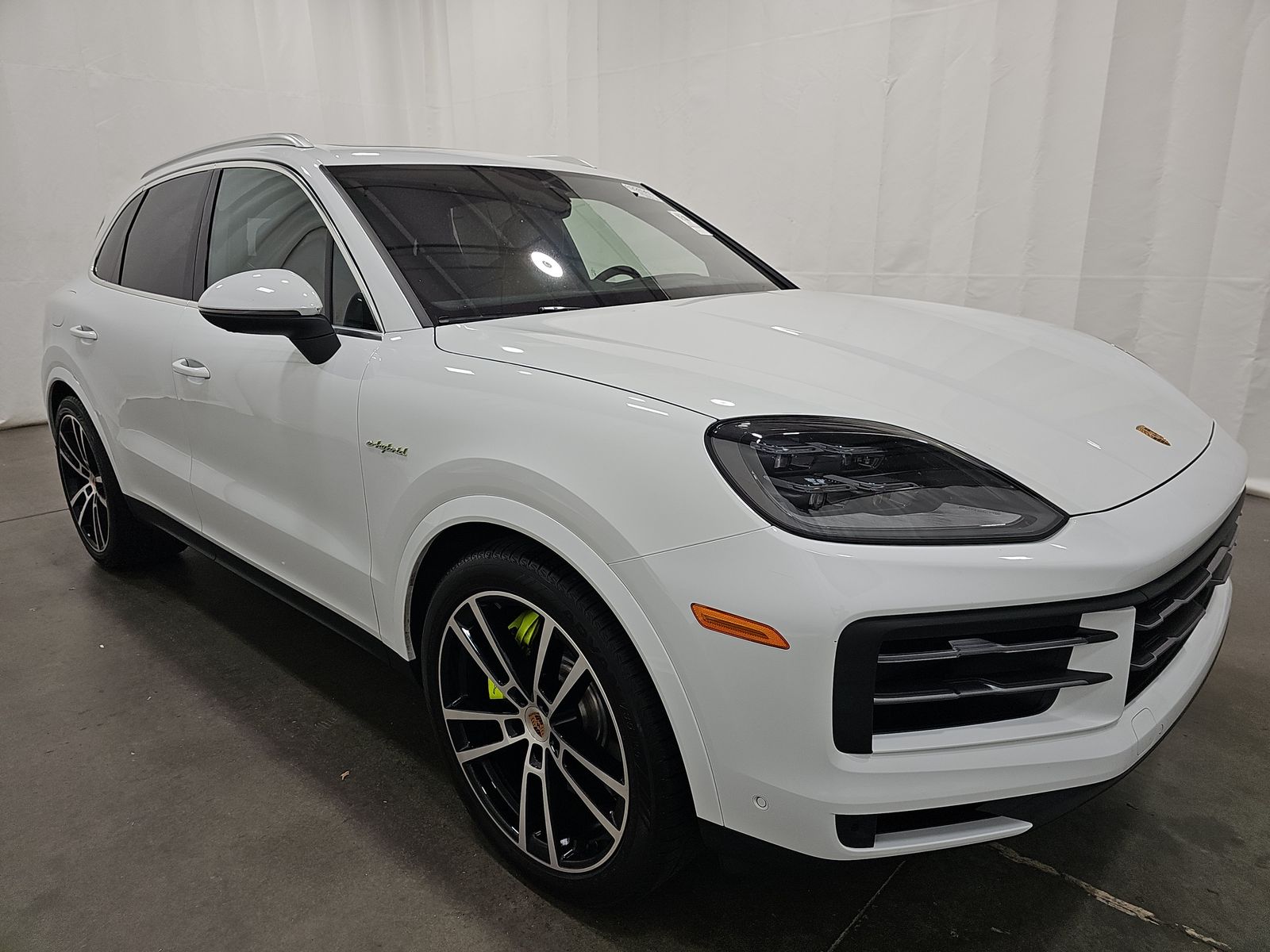 PORSCHE CAYENNE - 4