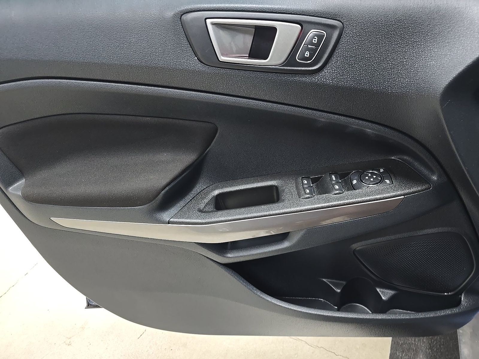 FORD ECOSPORT - 10