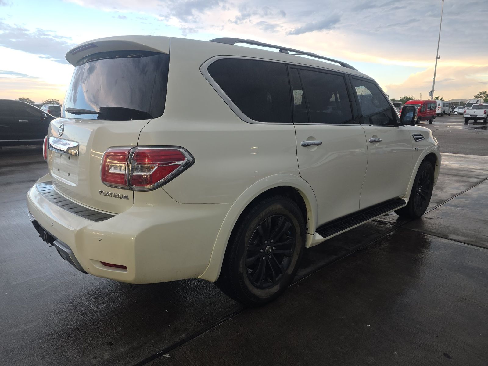 NISSAN ARMADA - 5