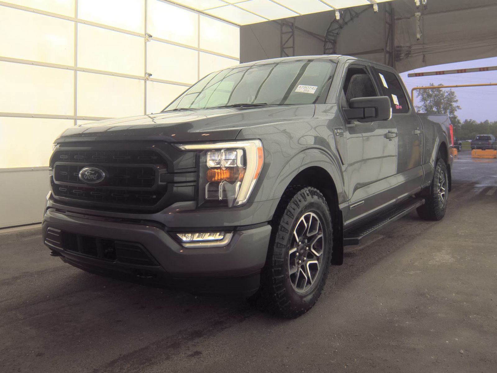 2022 Ford F-150 Hybrid XLT AWD