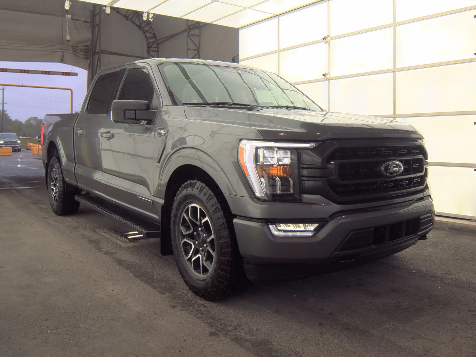 2022 Ford F-150 Hybrid XLT AWD