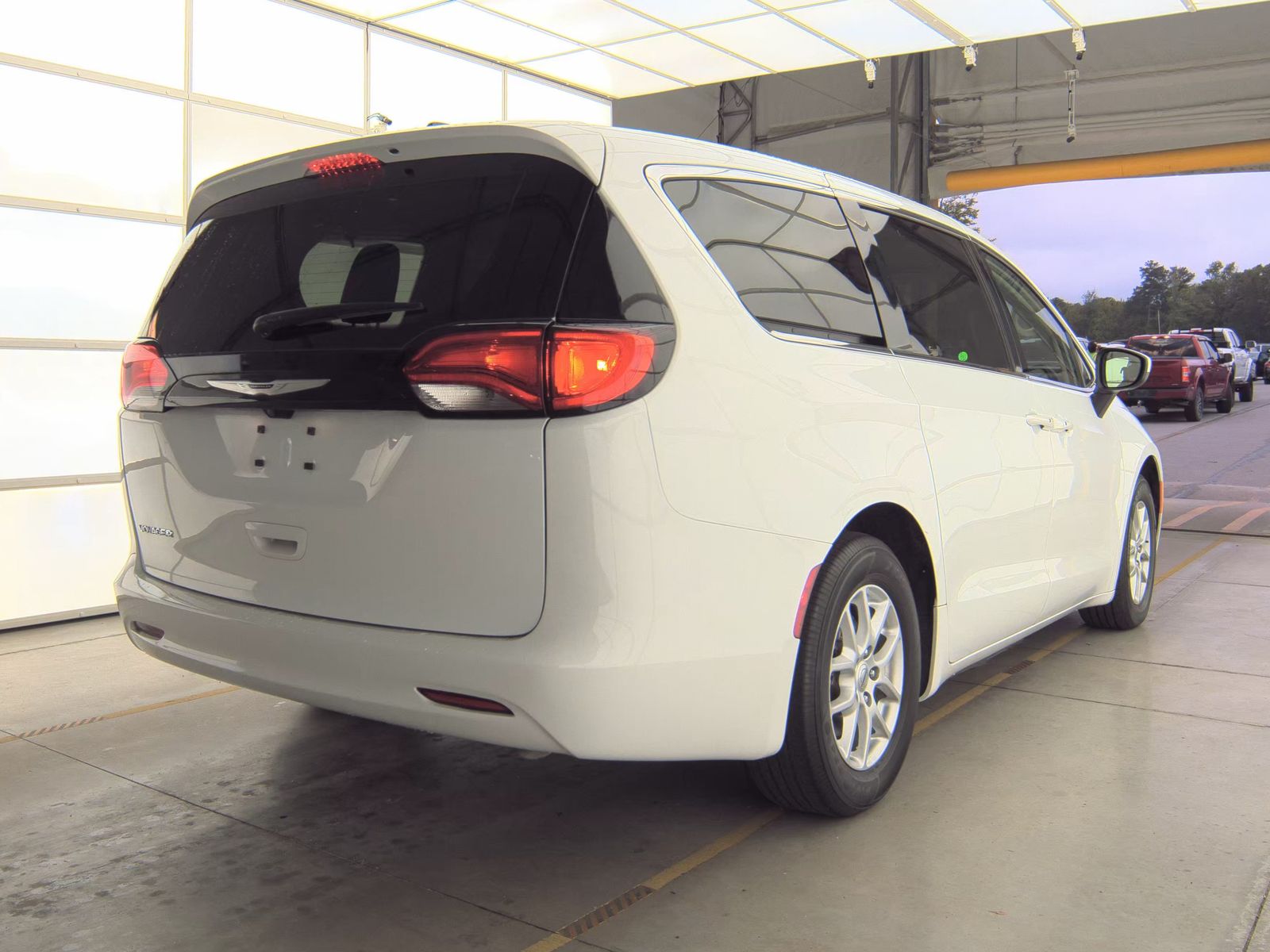 CHRYSLER VOYAGER - 6