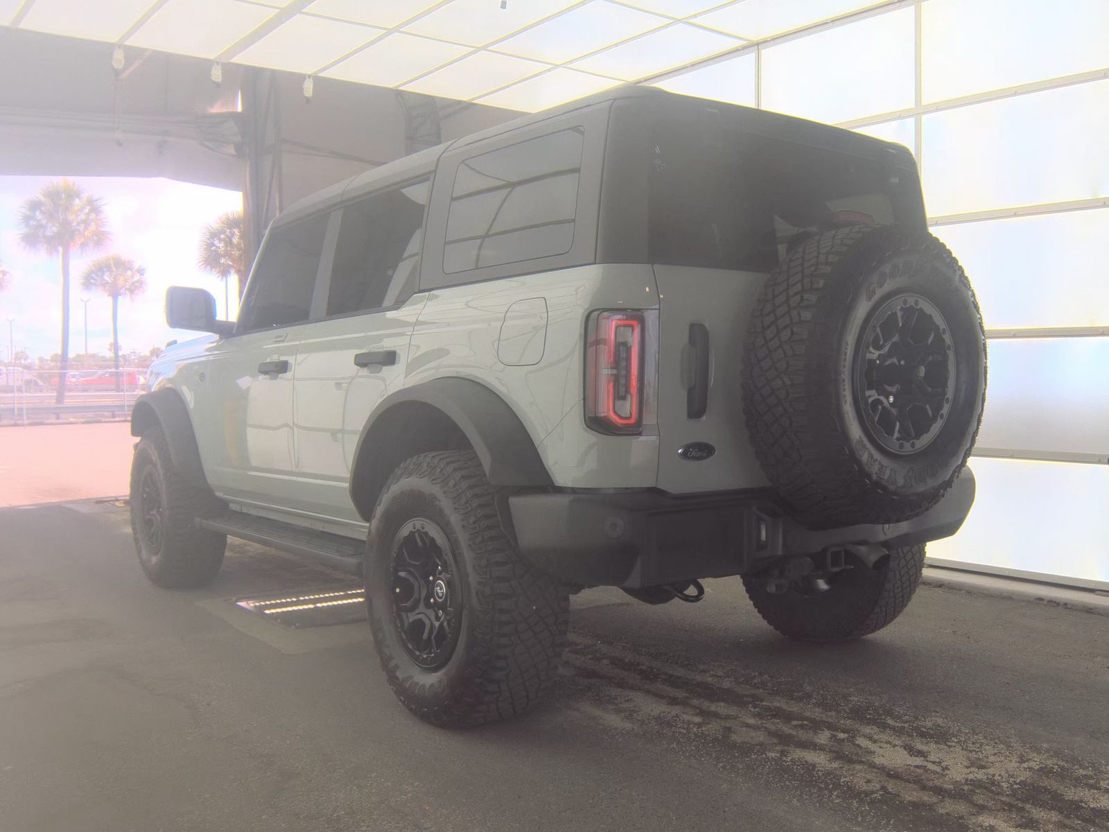 FORD BRONCO - 9