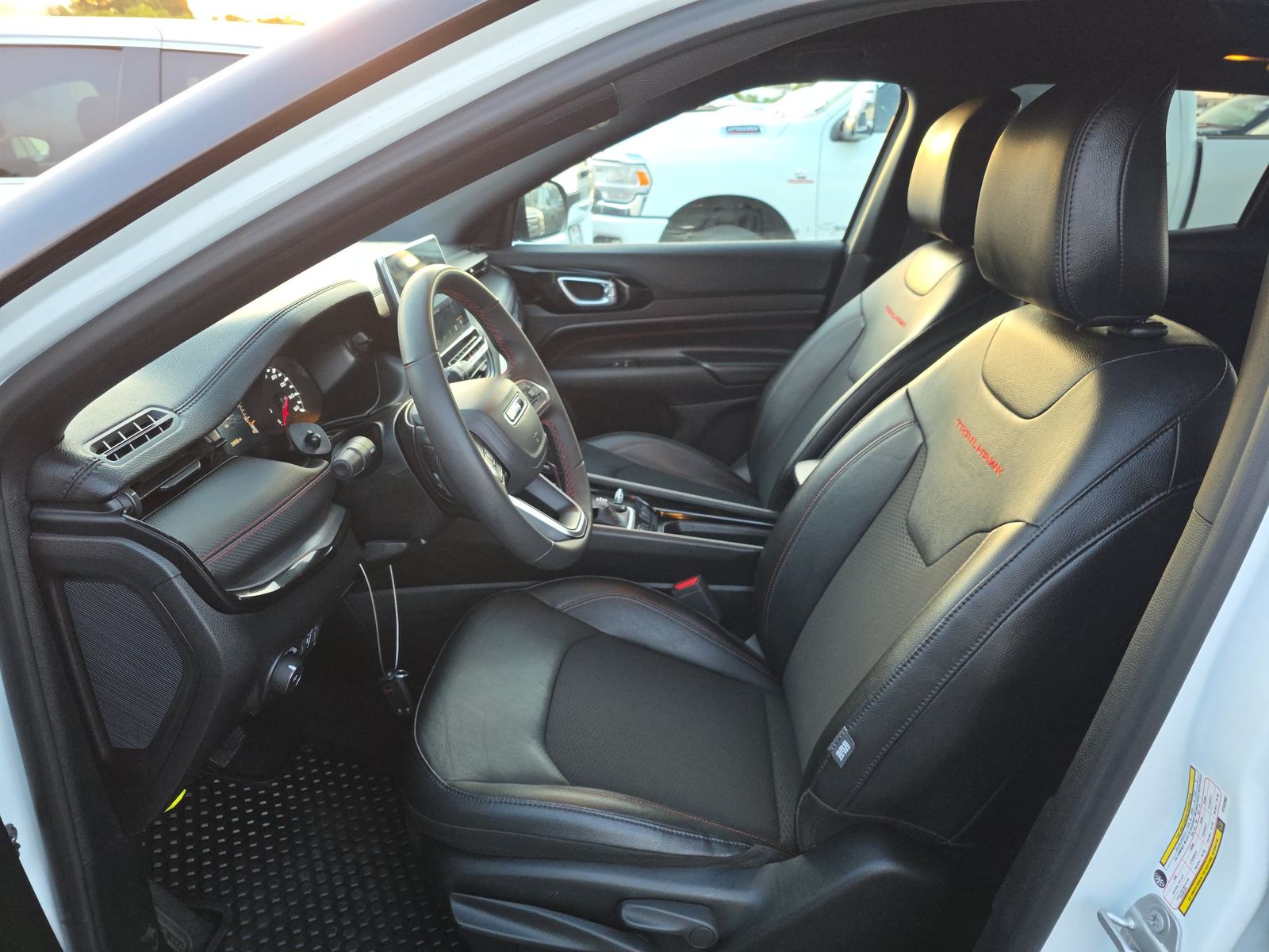 2025 Jeep Compass Trailhawk AWD