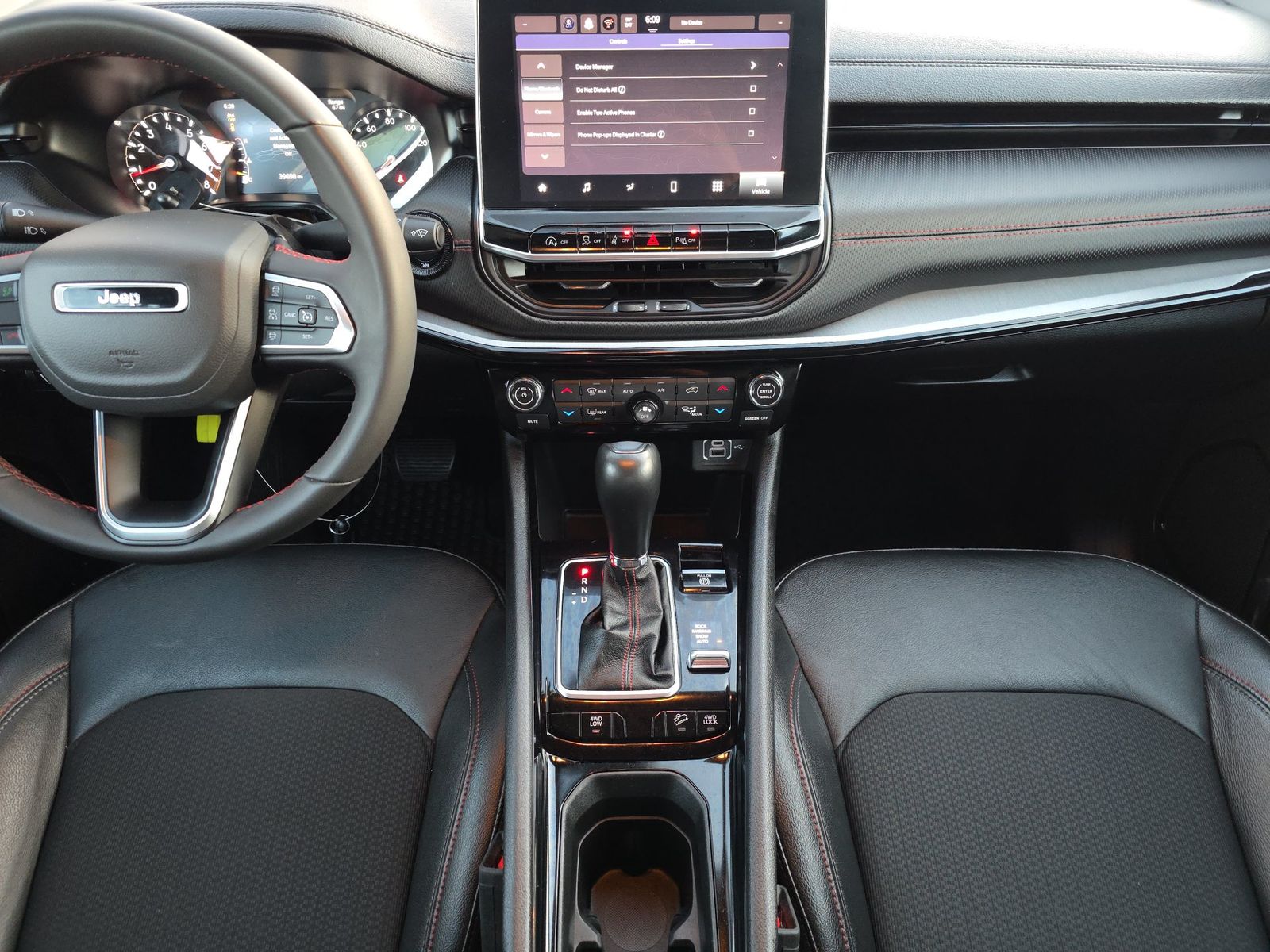 2025 Jeep Compass Trailhawk AWD