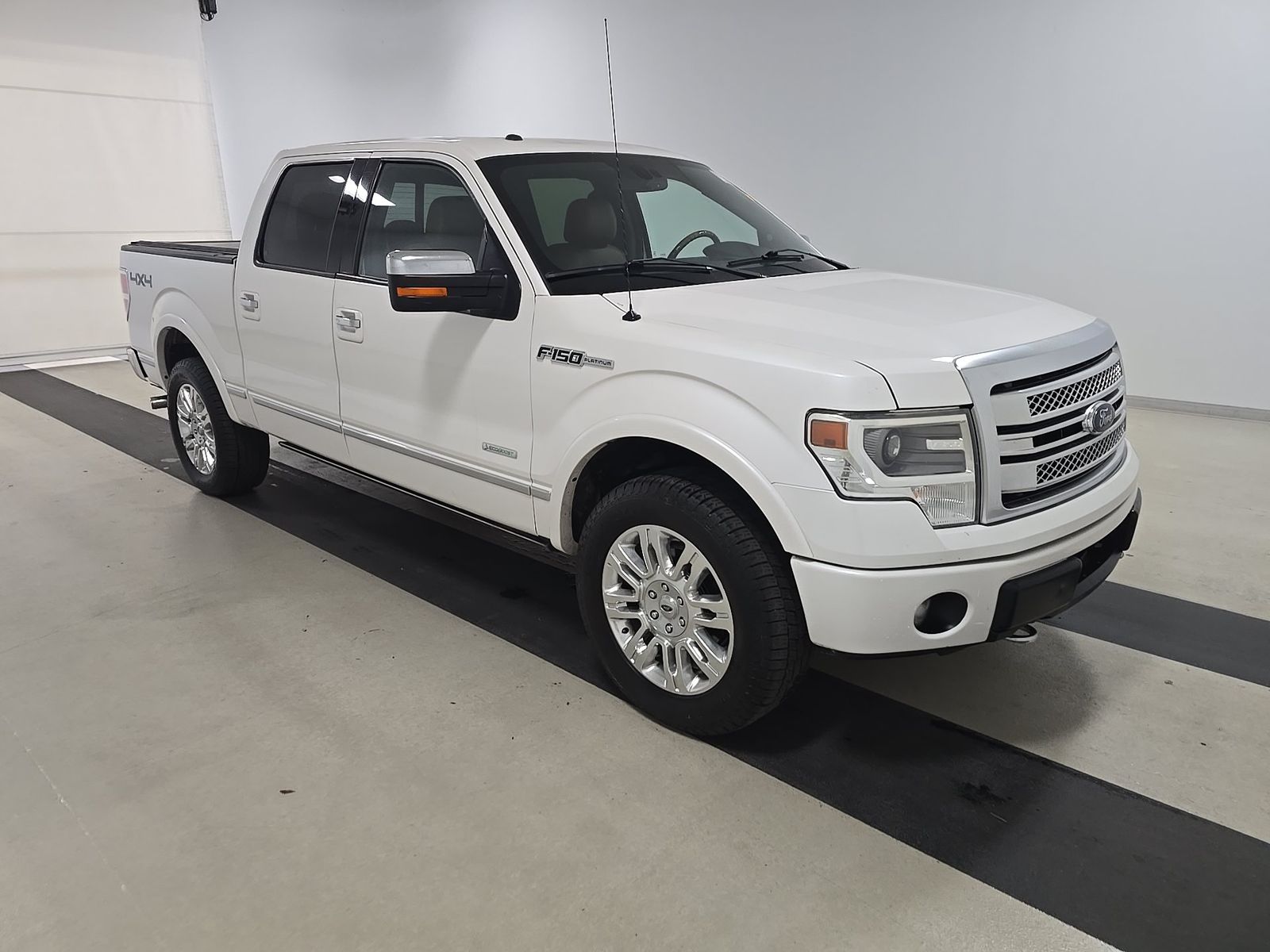 FORD F-150 - 4