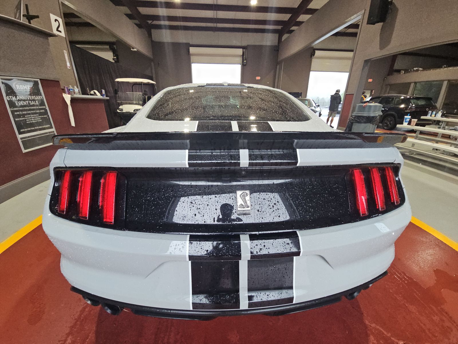 FORD MUSTANG - 6