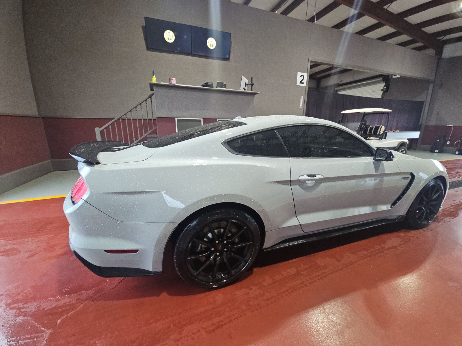 FORD MUSTANG - 5