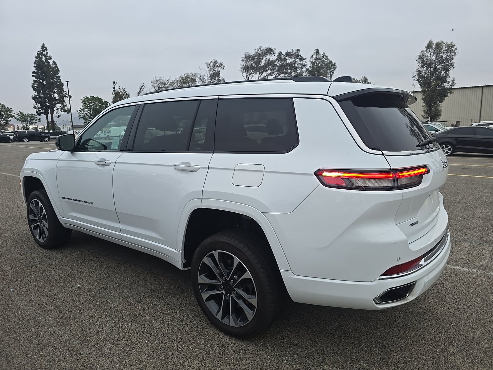 2023 Jeep Grand Cherokee L Overland AWD