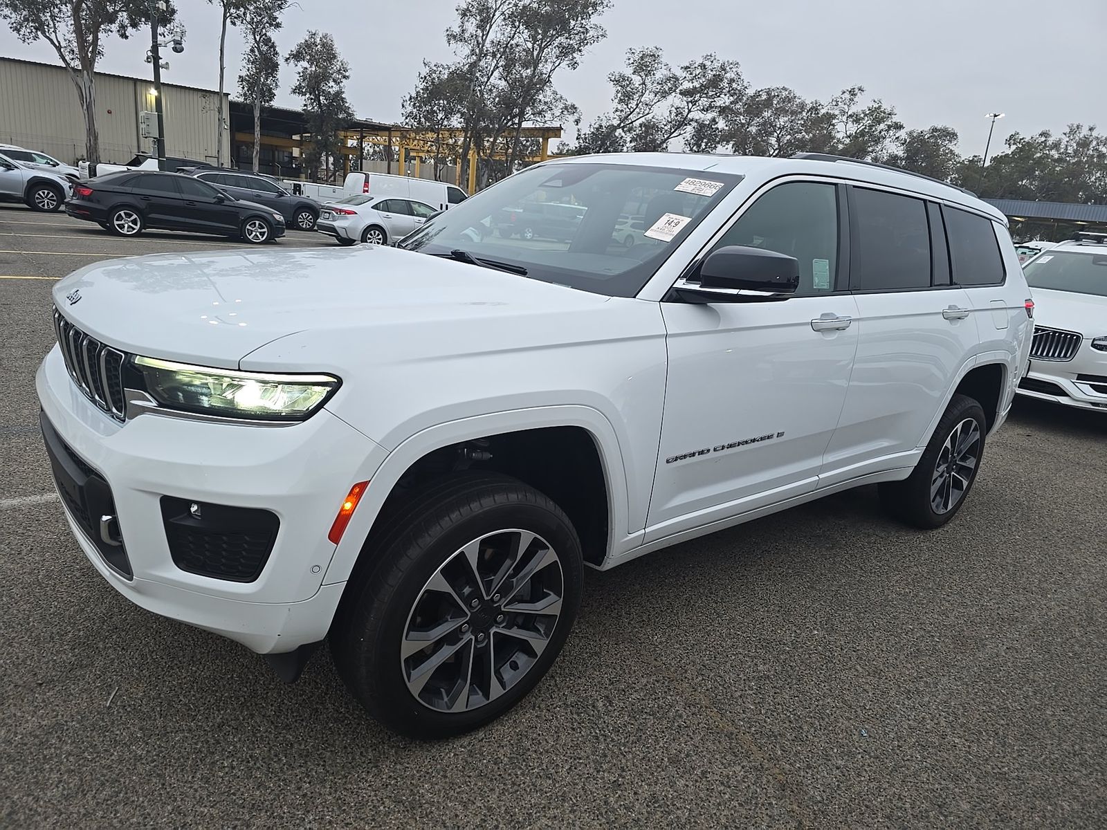 2023 Jeep Grand Cherokee L Overland AWD