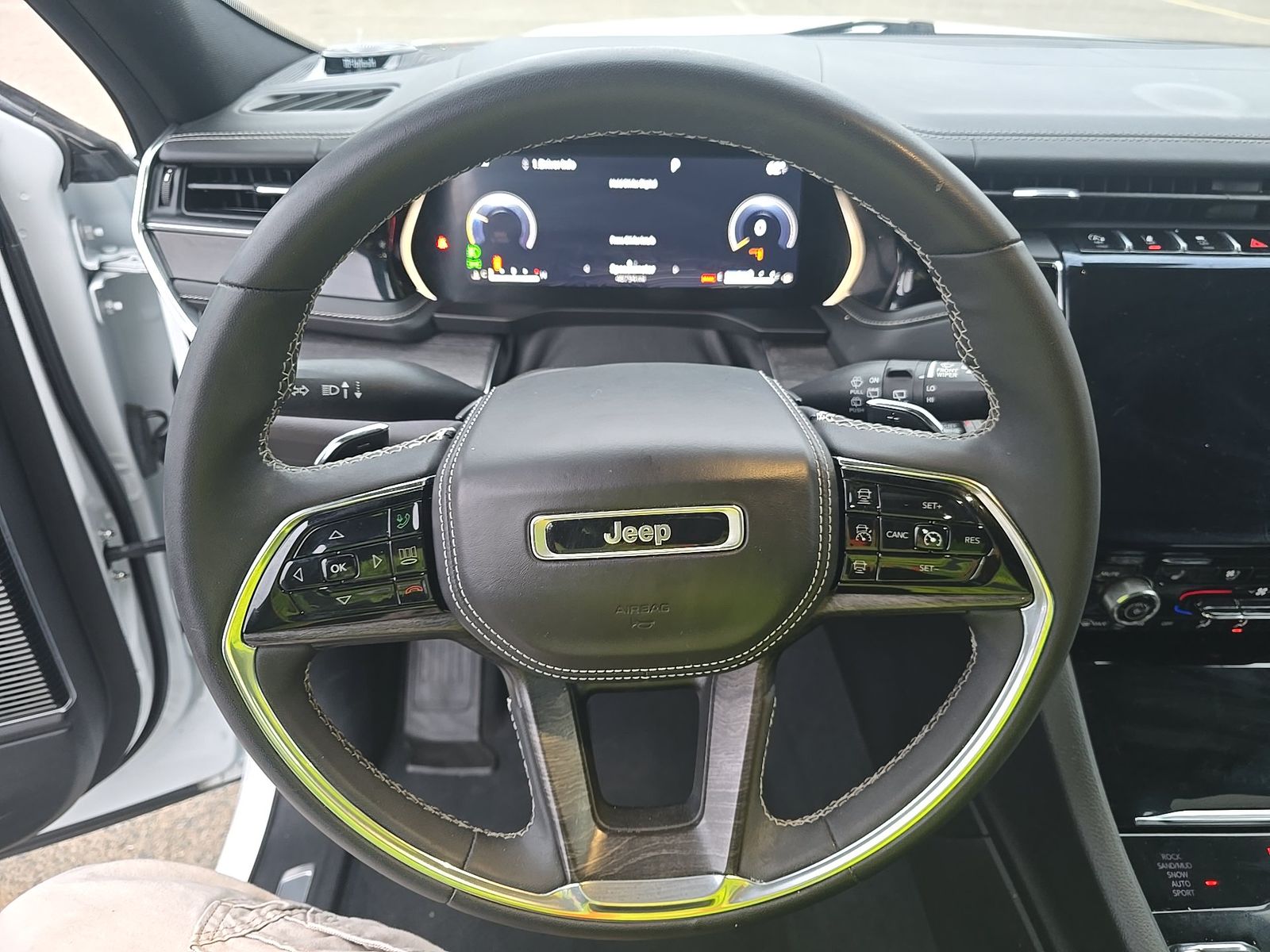 2023 Jeep Grand Cherokee L Overland AWD