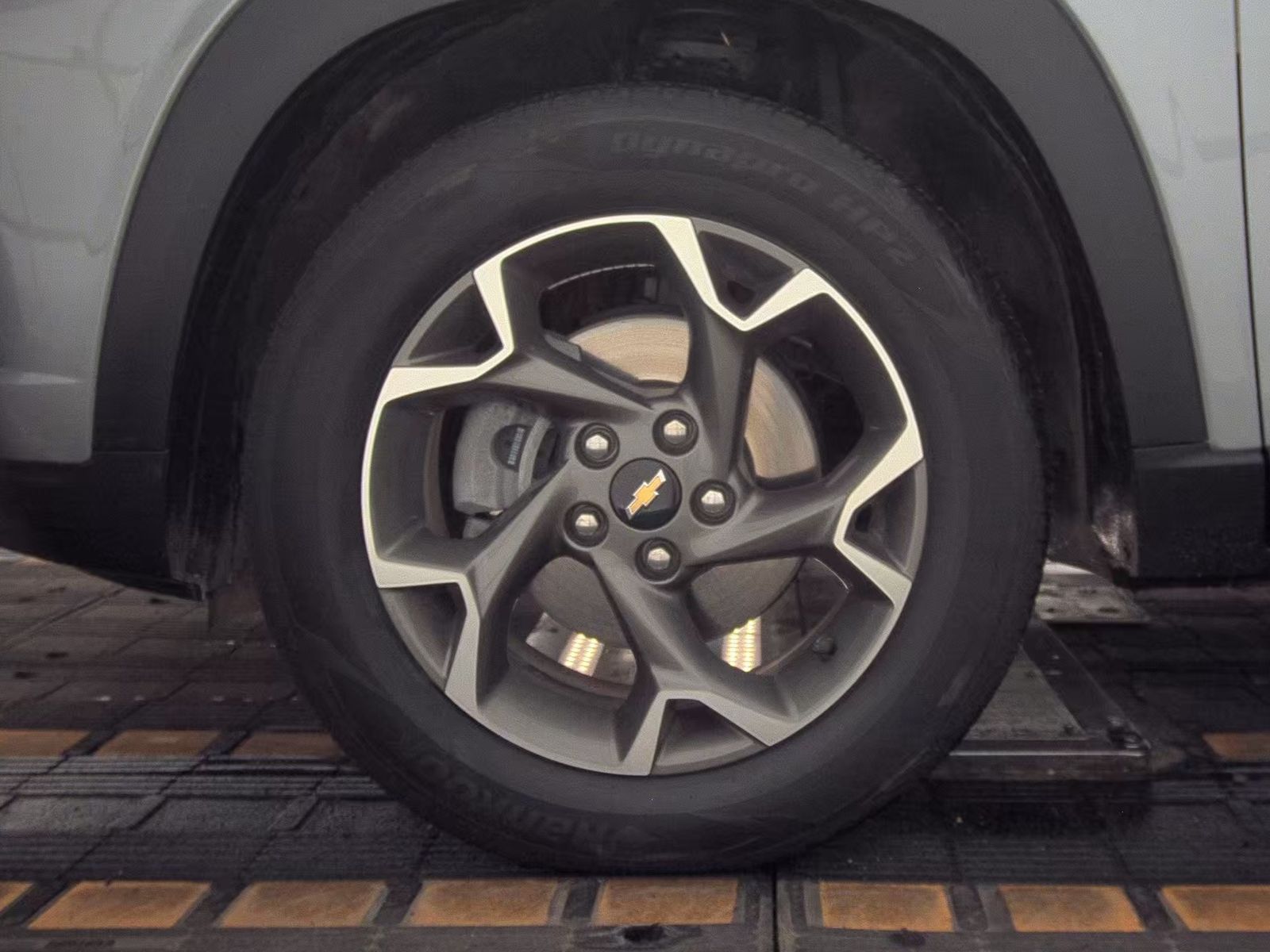 CHEVROLET TRAX - 10