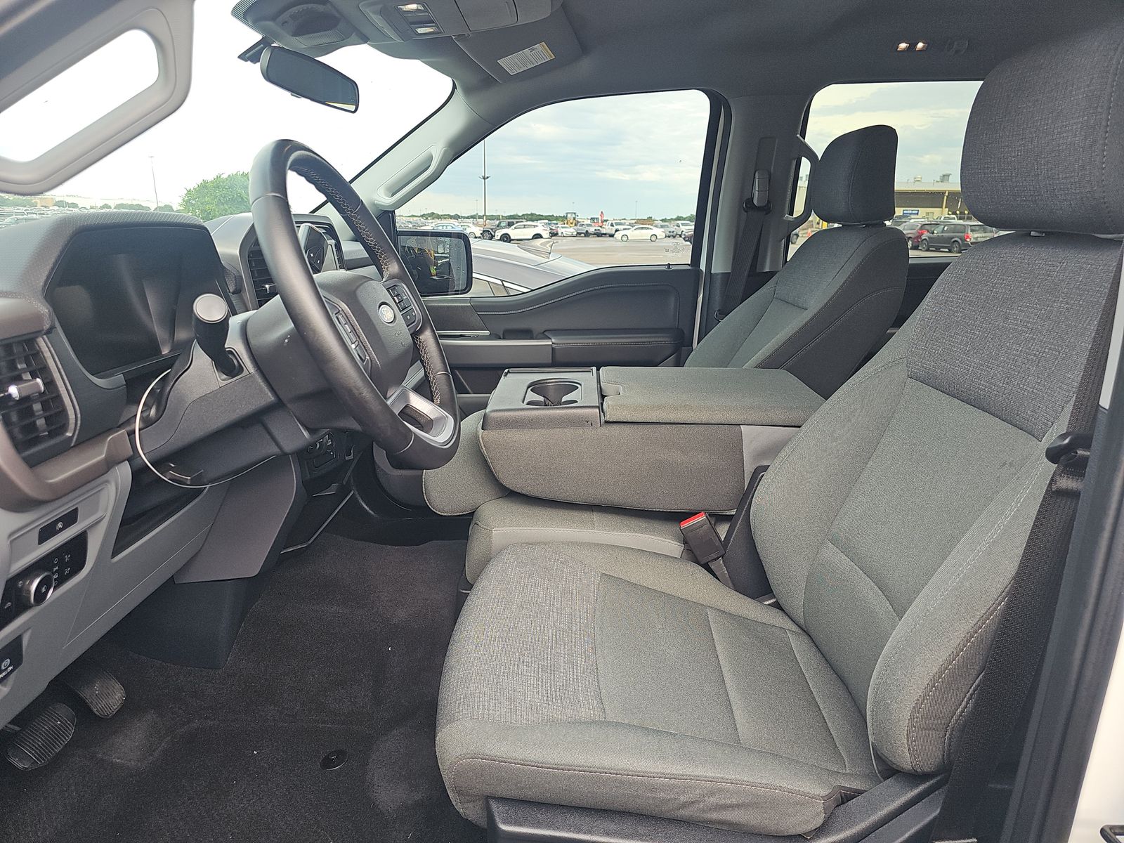 2025 Ford F-150 XLT AWD