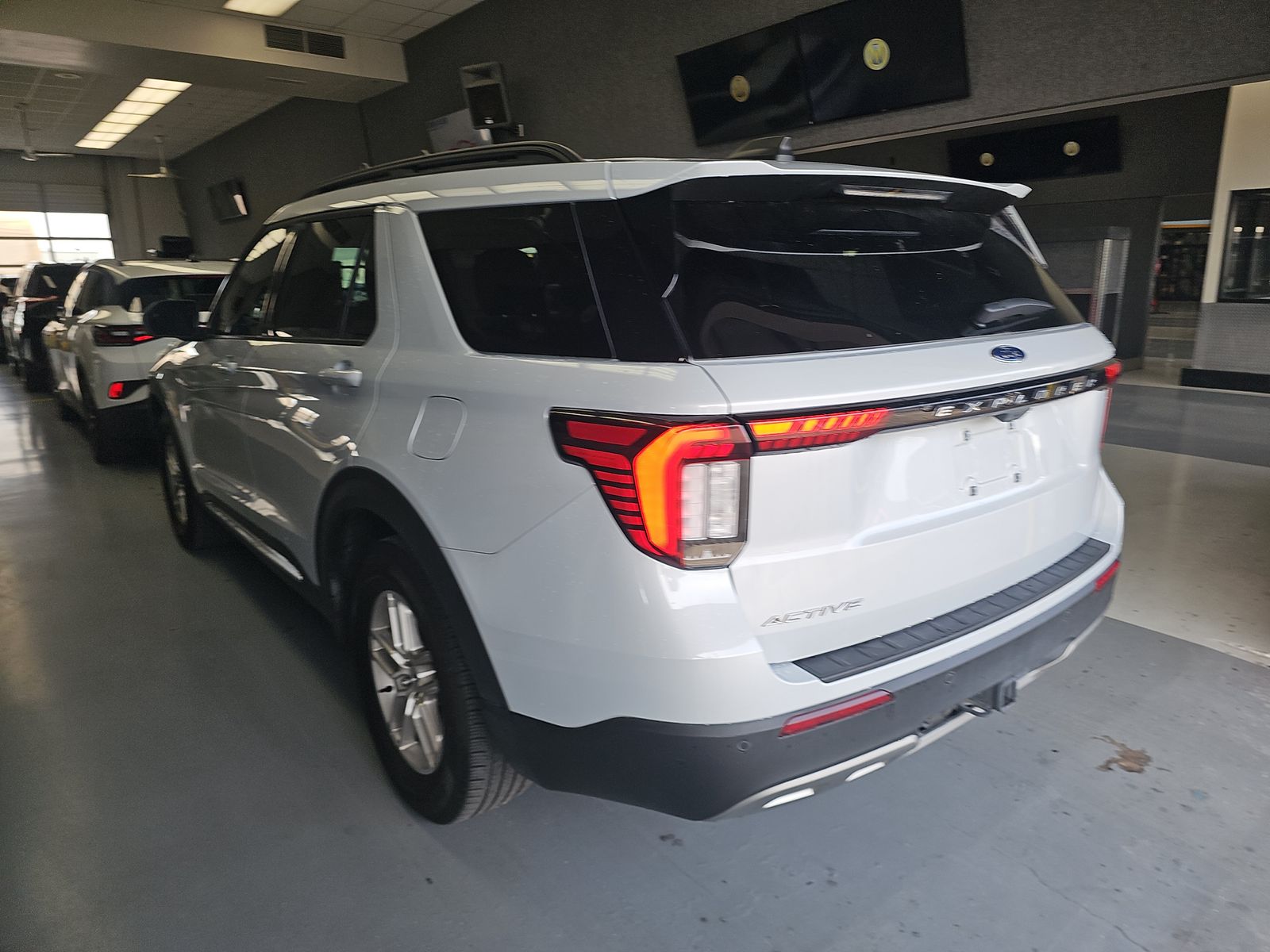 FORD EXPLORER - 7