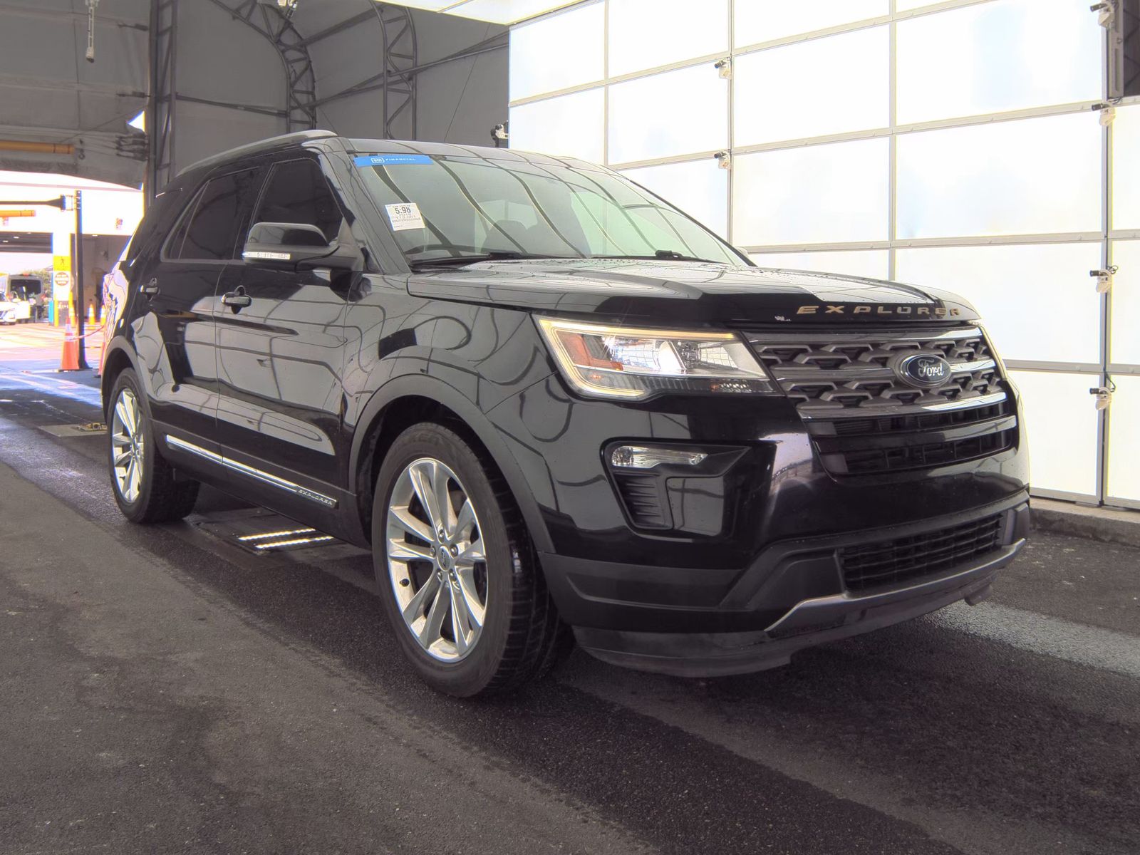 FORD EXPLORER - 5