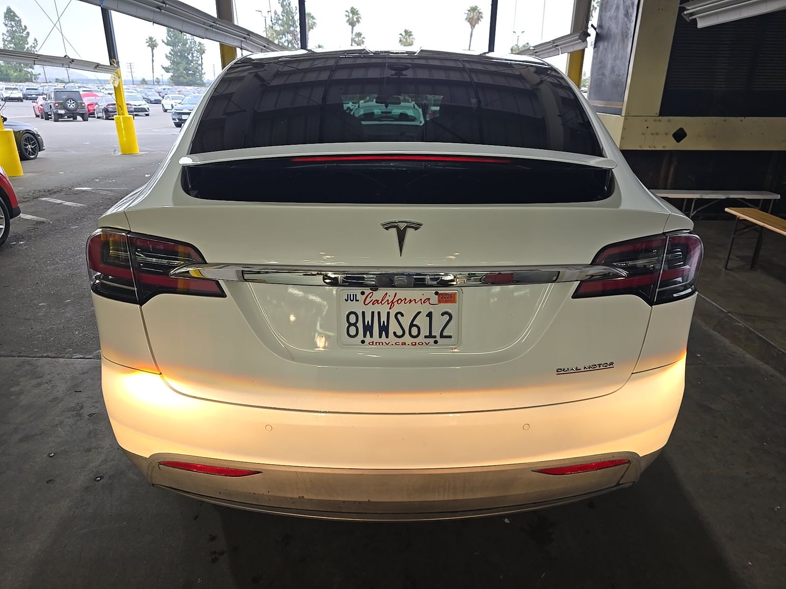 TESLA MODEL X - 6