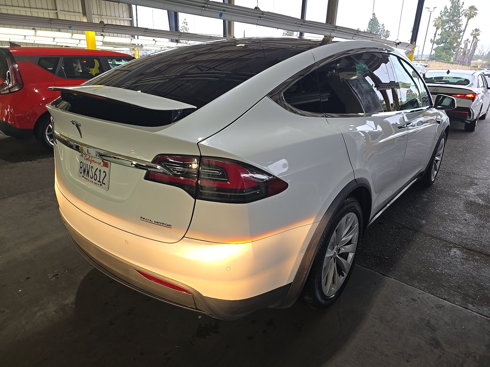 TESLA MODEL X - 5