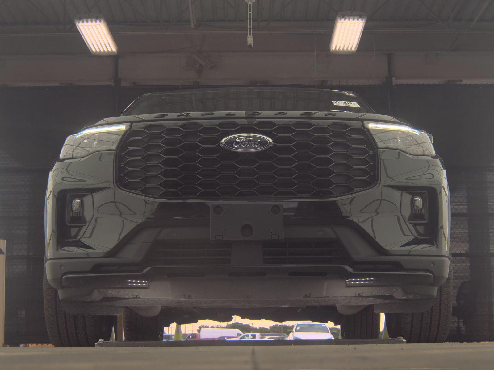 FORD EXPLORER - 4
