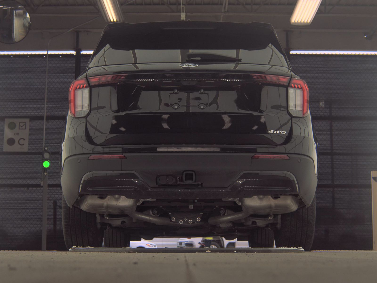FORD EXPLORER - 8