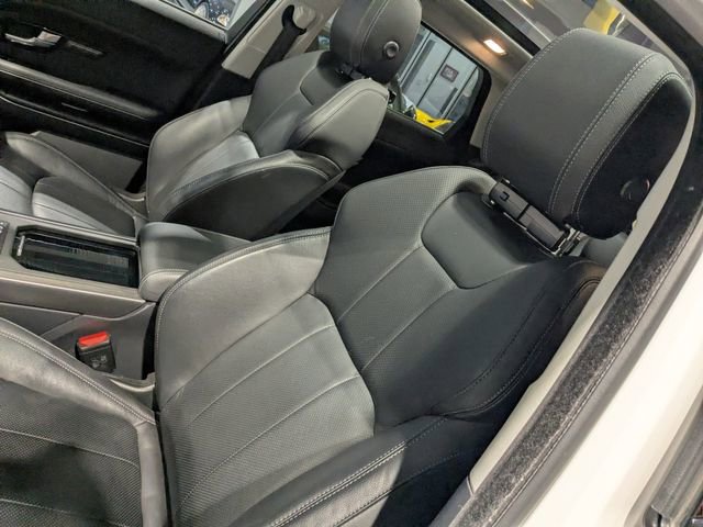 2019 Land Rover Range Rover Evoque SE Premium AWD