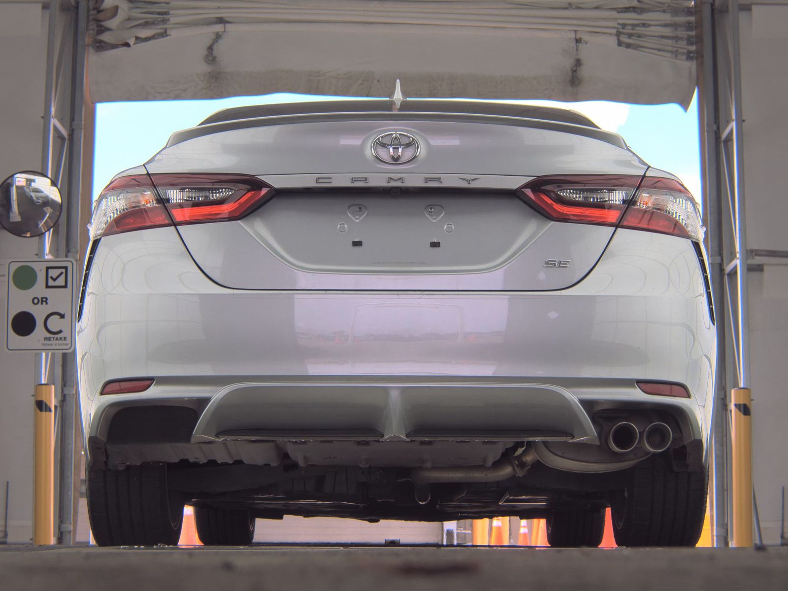 TOYOTA CAMRY - 8