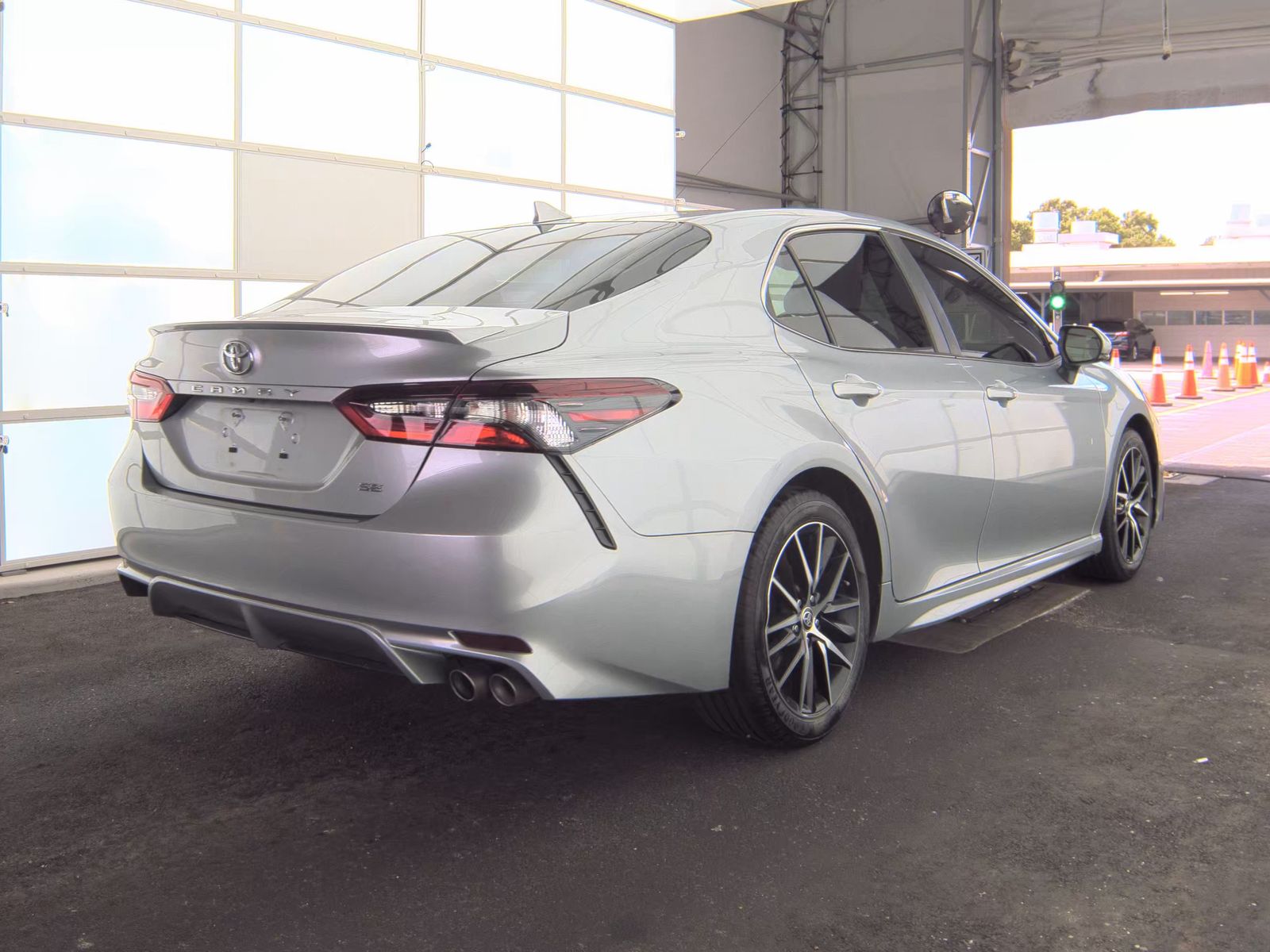 TOYOTA CAMRY - 6