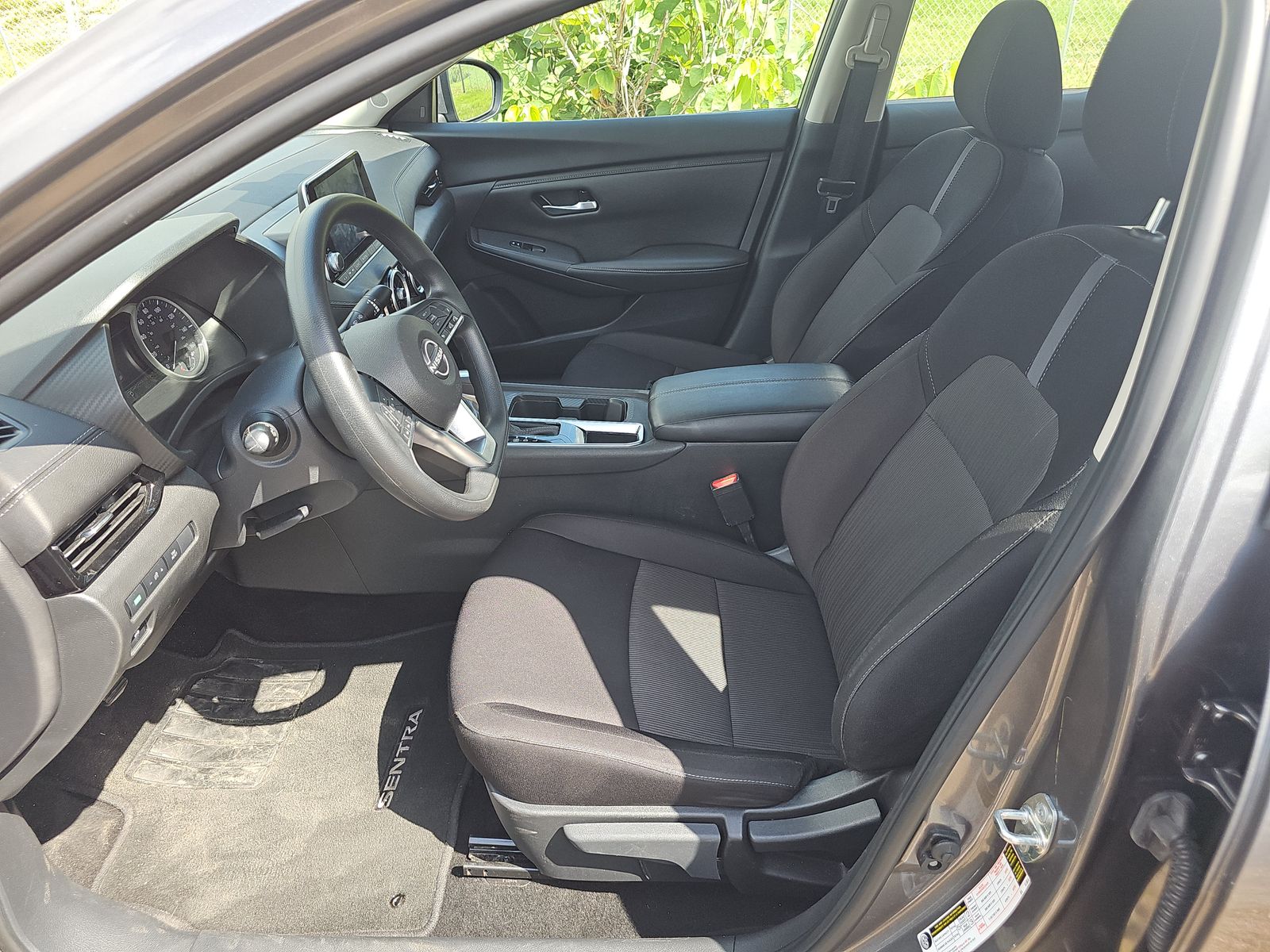 NISSAN SENTRA - 8