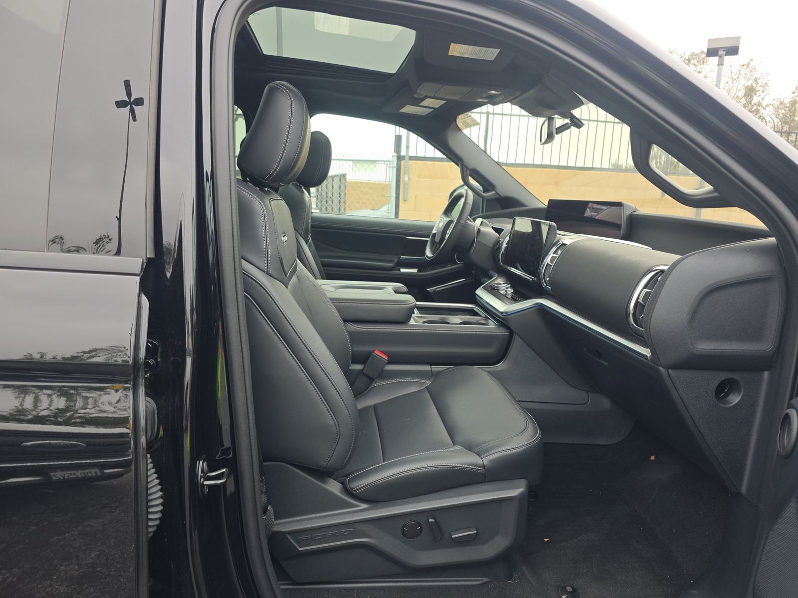FORD EXPEDITION MAX - 9