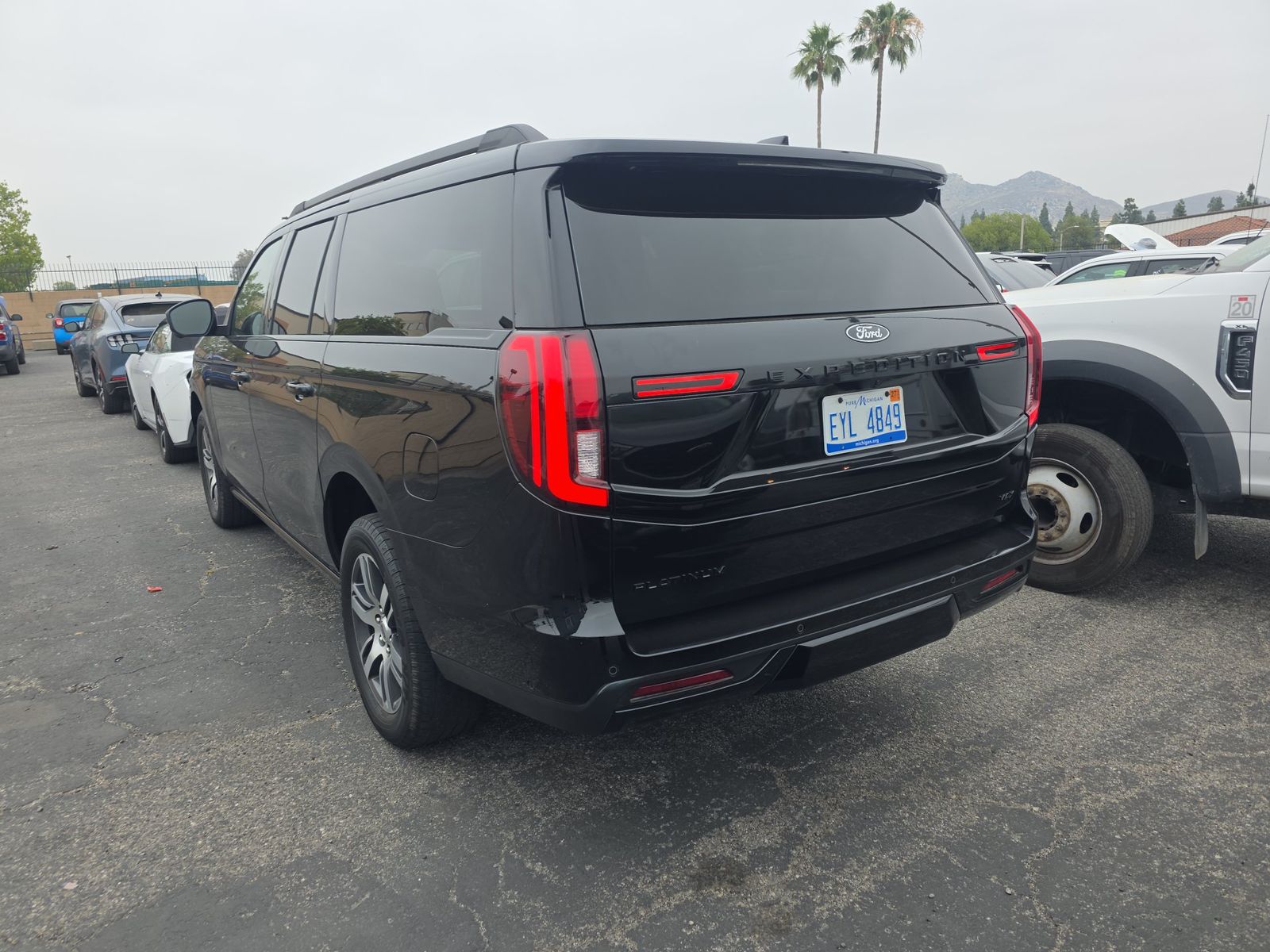 FORD EXPEDITION MAX - 7