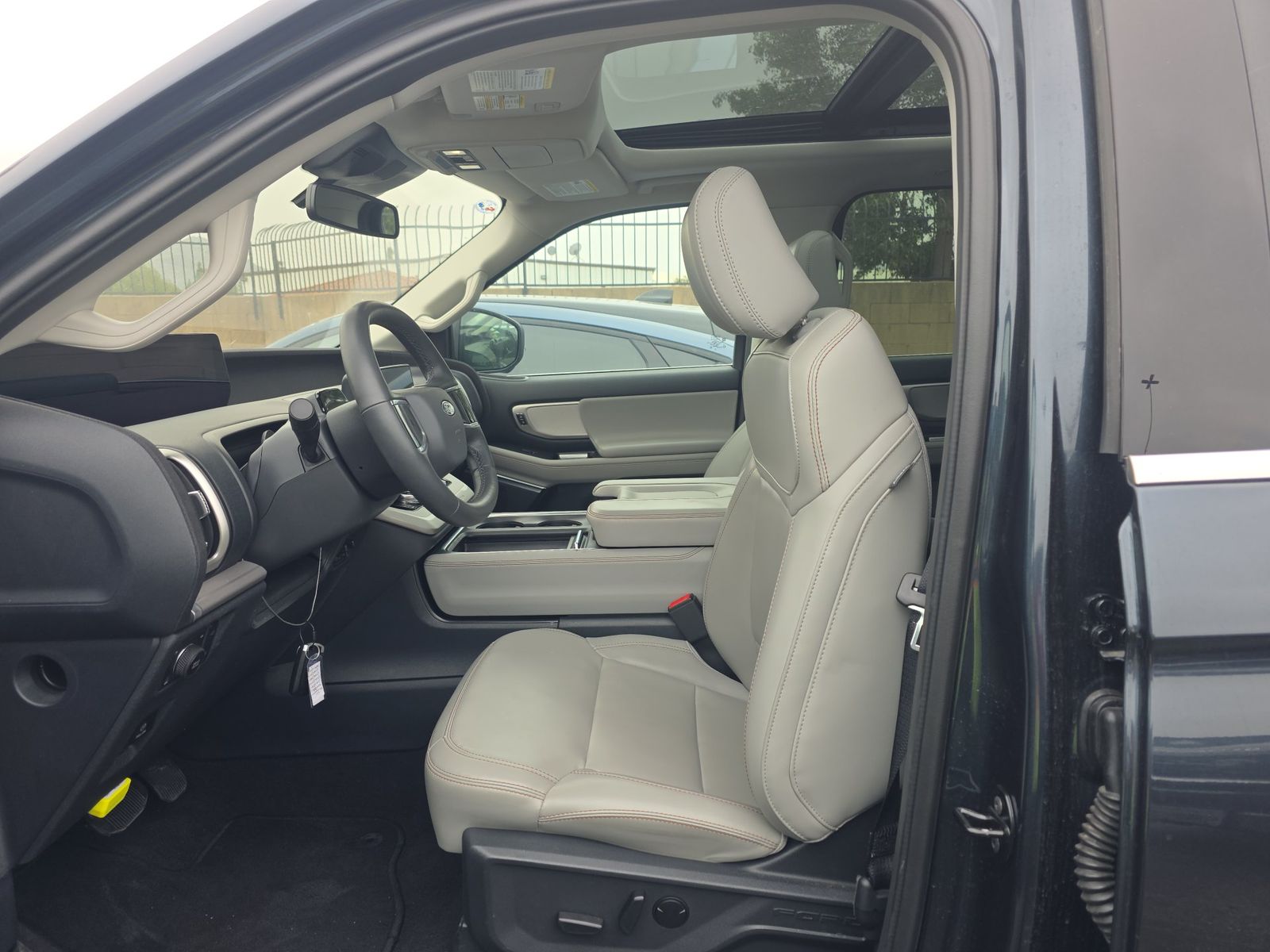 FORD EXPEDITION MAX - 8