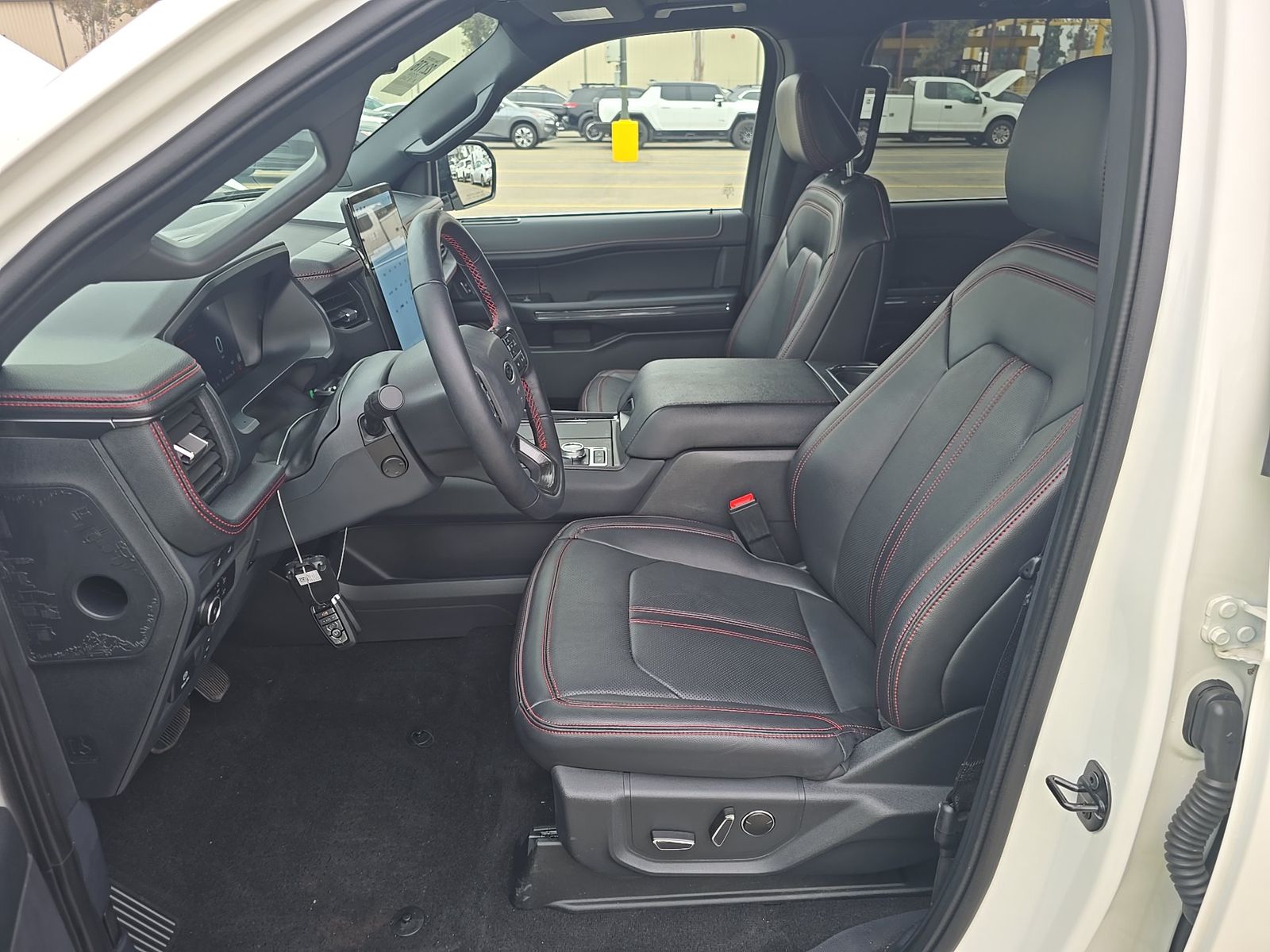 FORD EXPEDITION - 8