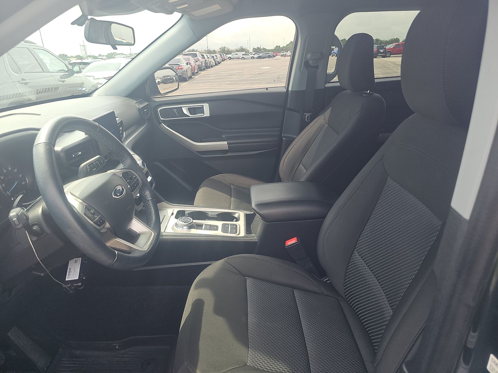 FORD EXPLORER - 8