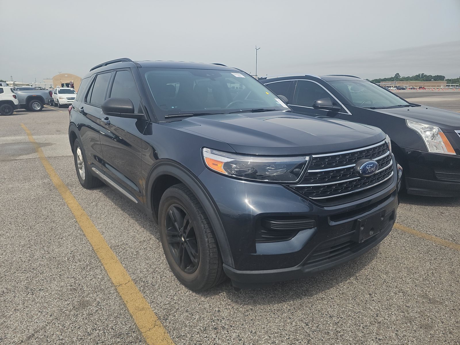 FORD EXPLORER - 4